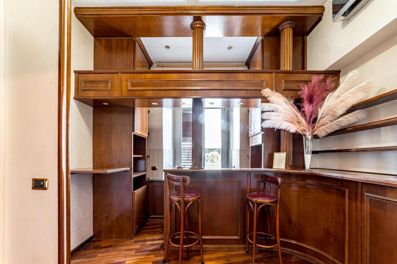 Downtown Luxury B&B - Termini Train Station Roma Exterior foto